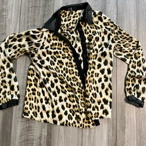 Cheetah Long sleeved shirt